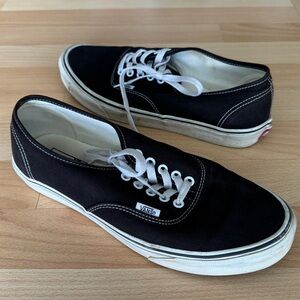 Vans Authentic Shoe Black Size 10.5 US Mens